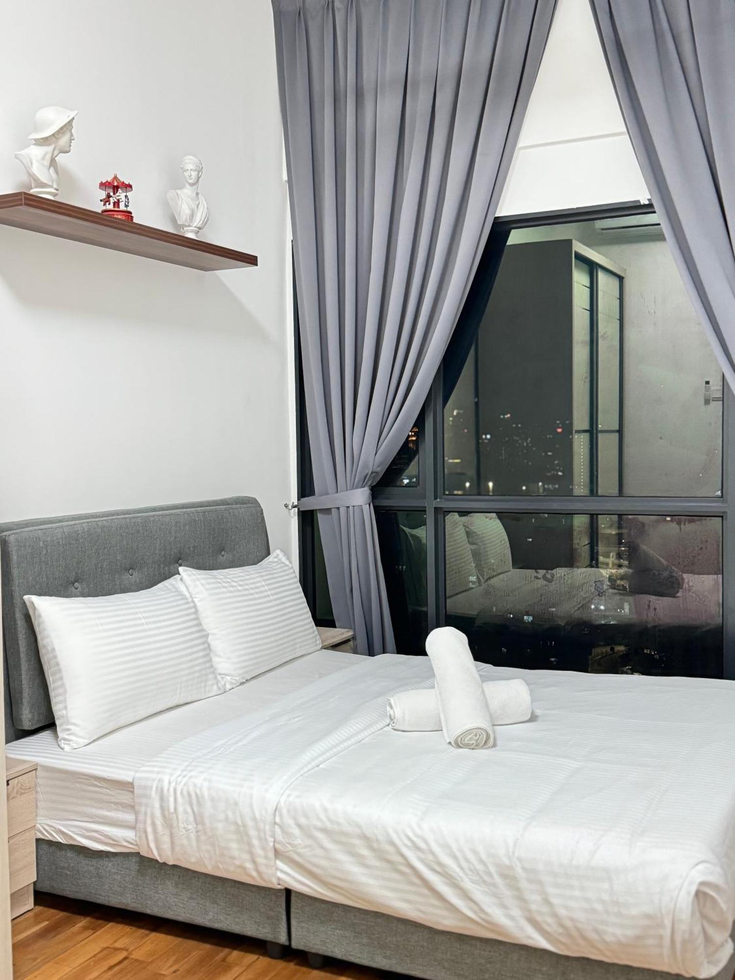 Reizz Residence By Nexus Suites Куала-Лумпур Экстерьер фото