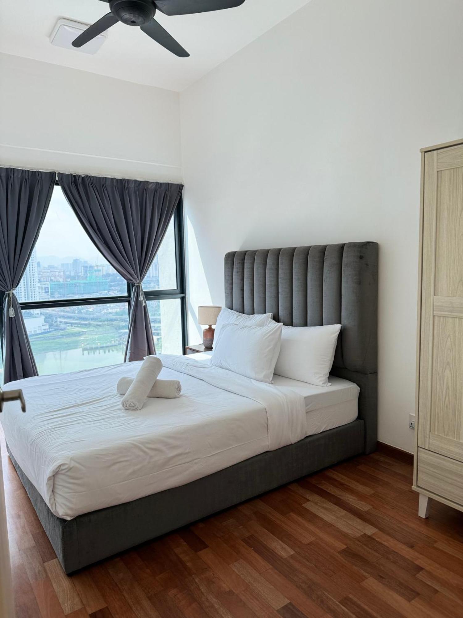 Reizz Residence By Nexus Suites Куала-Лумпур Экстерьер фото